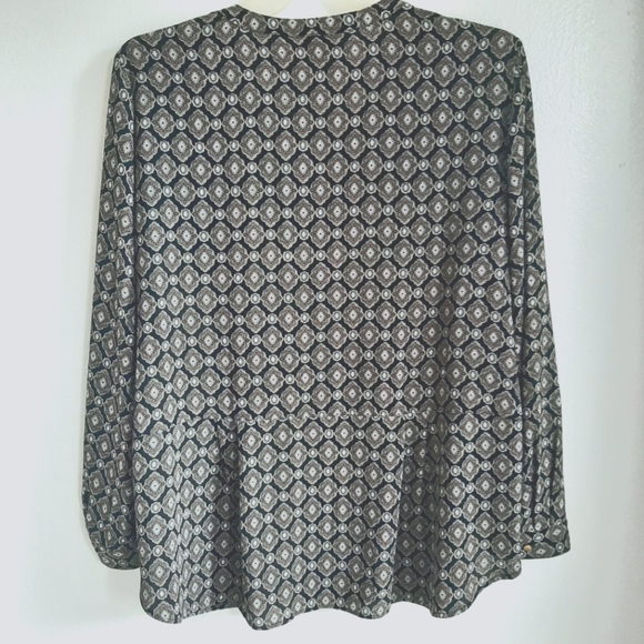 Dress Barn Paisley long sleeve blouse - Picture 2 of 7